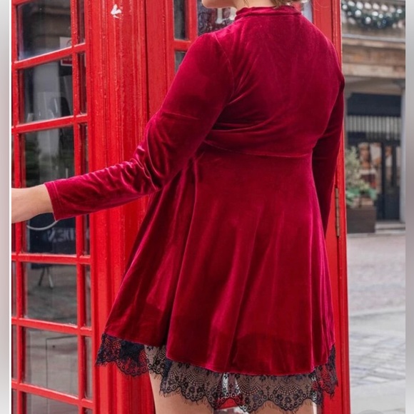 NWT|XL-1X| TCB| LOVE FROM LONDON RED VELVET & BLACK LACE SWING DRESS| NEW - Picture 5 of 11